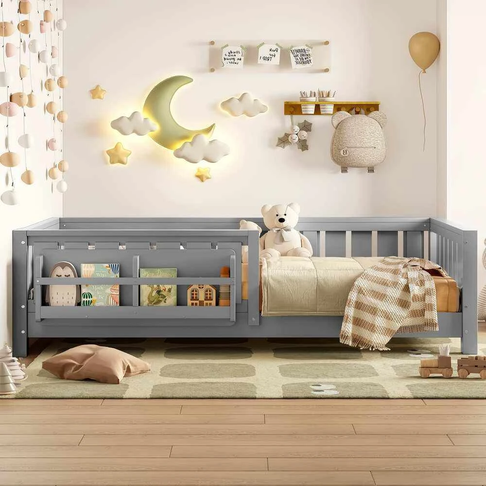 Cama de piso para ni&ntilde;os Montessori con barandillas de seguridad y estanter&iacute;a integrada, ni&ntilde;o peque&ntilde;o